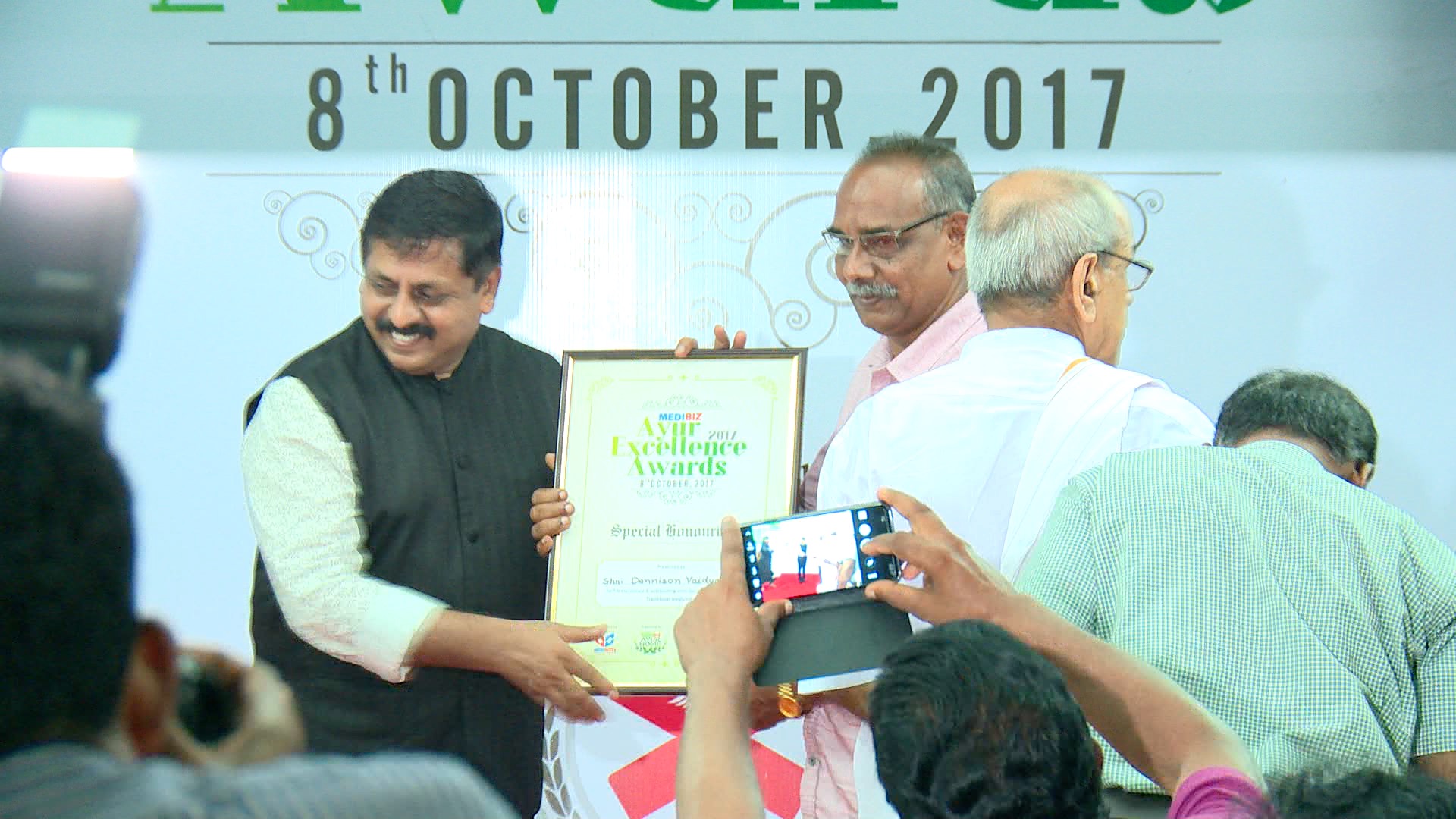   Medibiz Ayur Excellence Award - Special Honouring - Traditional Vaidyans - Dennison Vaidyar